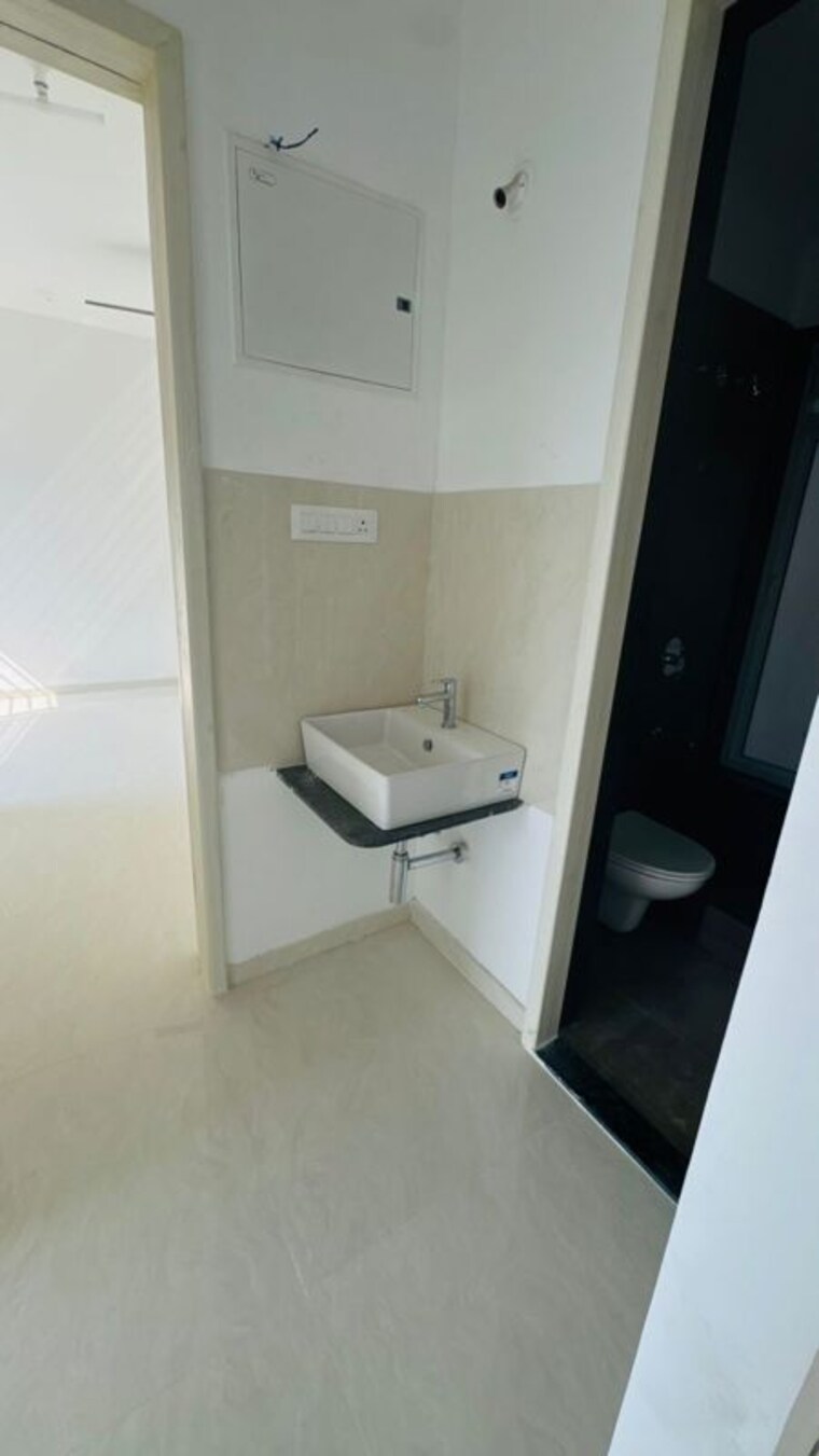 Bathroom, sukhwani-chs 2 Bedroom 1083 Sq.Ft. Apartment In Pimpri Pune 10336879
