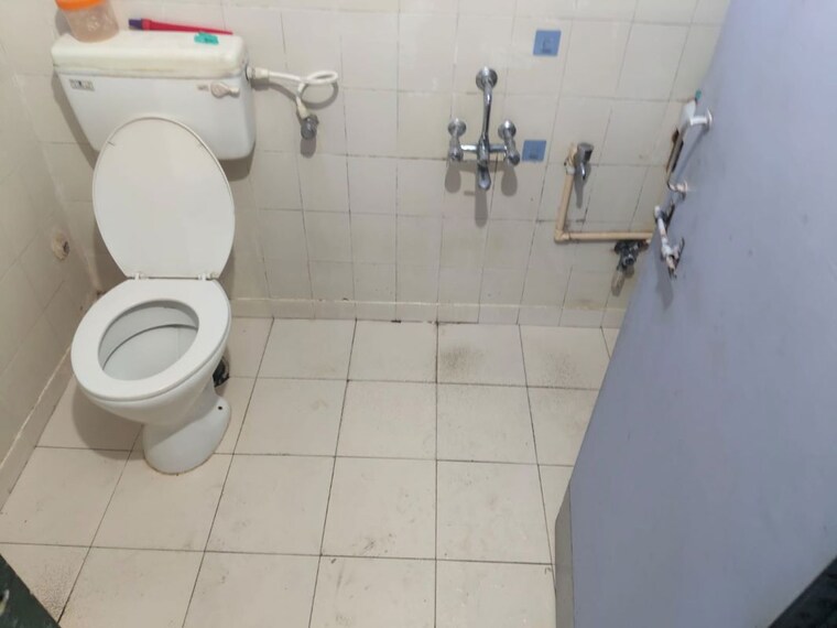 Bathroom, dnv-elite-gardens 1 Bedroom 720 Sq.Ft. Apartment In Aundh Pune 10336880