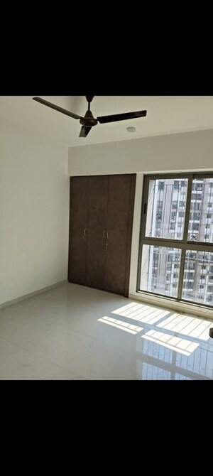 Room in 2 BHK Apartment at Runwal Eirene, Balkum Pada – for Sale