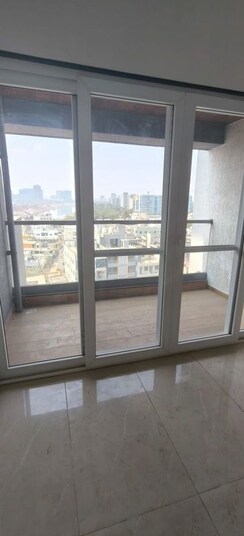 2 BHK Apartment For Rent in Pristine Allure