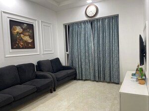 Bedroom in 1 BHK Apartment at Lodha Amara New Tower, Kolshet Road – for Rent