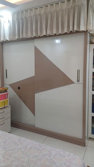 Room in 3 BHK Apartment at Honer Vivantis, Gopanpally – for Sale