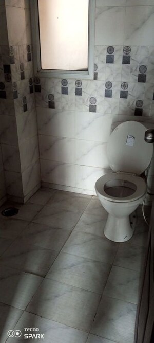 Bathroom in 3.5 BHK Apartment at Exotica Dreamville, Sector 16c Greater Noida – for Rent