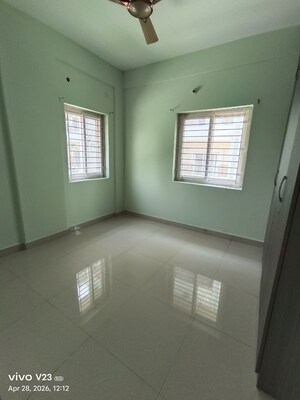 Room in 3 BHK Apartment at Kondapur – for Sale