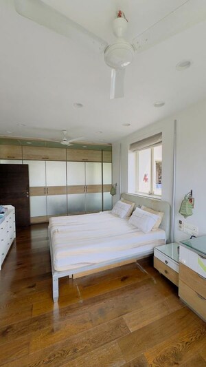 Bedroom in 2 BHK Apartment at Devi Meera CHS, Malabar Hill – for Sale