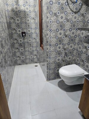 Bathroom in 4 BHK Apartment at Kohat Enclave – for Rent