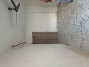 Room in 2 BHK Apartment at Kurla – for Rent