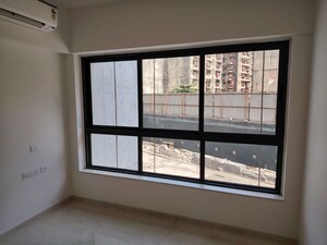 Room in 4 BHK Apartment at LnT Elixir Reserve, Powai – for Rent