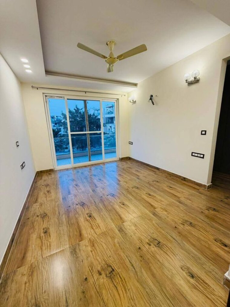 Room, 4s-aradhya-extension 3 Bedroom 300 Sq.Ft. Builder Floor In Sector 67a Gurgaon 10337026