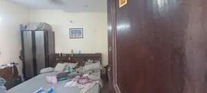 Room in 2 BHK Independent House at Sector 8 – for Rent