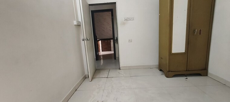 Room, sector 10 sanpada 2 Bedroom 1175 Sq.Ft. Apartment In Sector 10 Sanpada Navi Mumbai 10337063