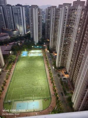 Swimming Pool in 2 BHK Apartment at Lodha Amara, Kolshet Road – for Sale