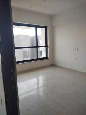 Room in 2 BHK Apartment at Adani Ten BKC, Bandra East – for Rent