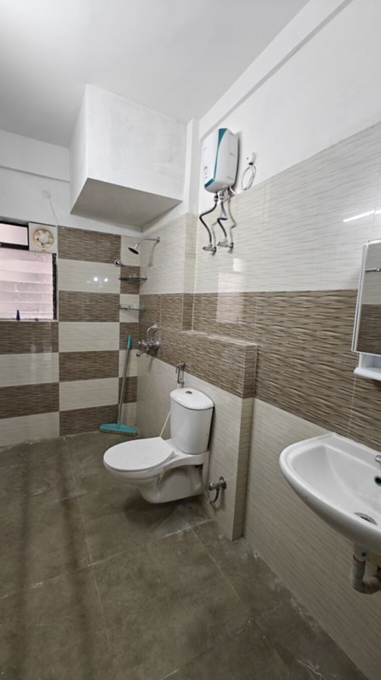 Bathroom, natural-city-laketown 3 Bedroom 1200 Sq.Ft. Apartment In Lake Town Kolkata 10337104