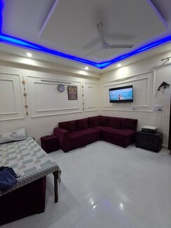 2 BHK + Servant Room,Extra Room Apartment For Rent in Chattarpur