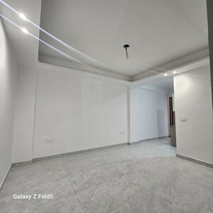 Room in 1 BHK Builder Floor at Chattarpur – for Rent