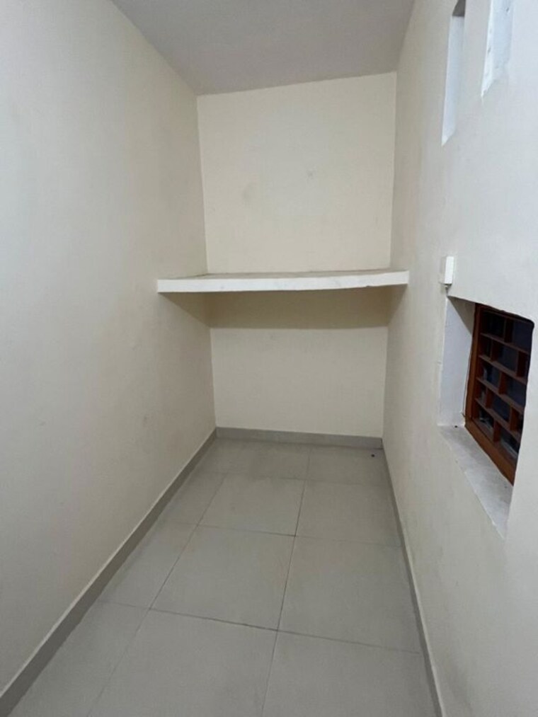 Other, sector 14 2 Bedroom 200 Sq.Yd. Builder Floor In Sector 14 Gurgaon 10337141