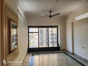 Room in 2 BHK Apartment at Upvan Tower, Malad East – for Rent