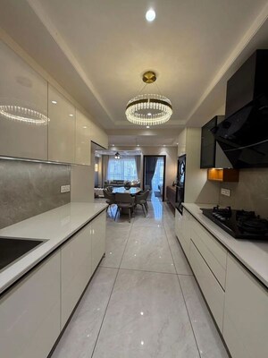 Building Lobby in 4 BHK Builder Floor at Ashok Vihar Phase 2 – for Sale