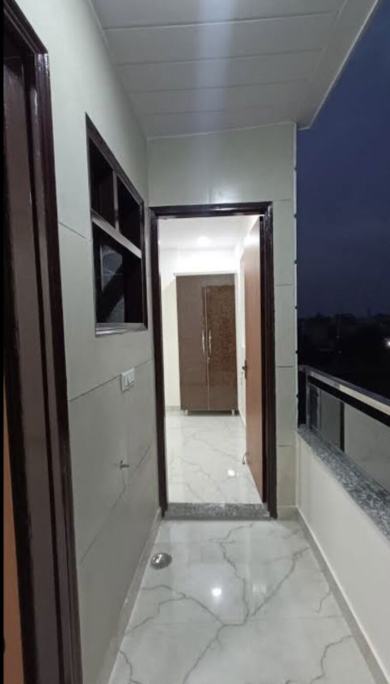 undefined, sector 9 5 Bedroom 250 Sq.Yd. Independent House In Sector 9 Faridabad 10337174
