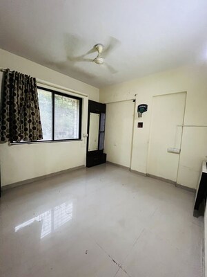 Room in 2 BHK Apartment at Royal Crescent, Viman Nagar – for Rent