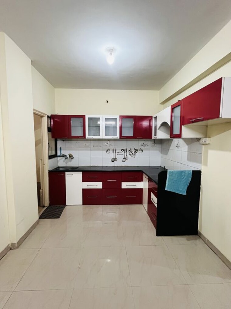 Team Area, royal-crescent 2 Bedroom 950 Sq.Ft. Apartment In Viman Nagar Pune 10337216