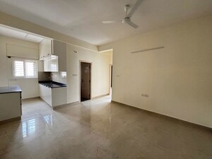 Room in 2 BHK Builder Floor at Hsr Layout – for Rent