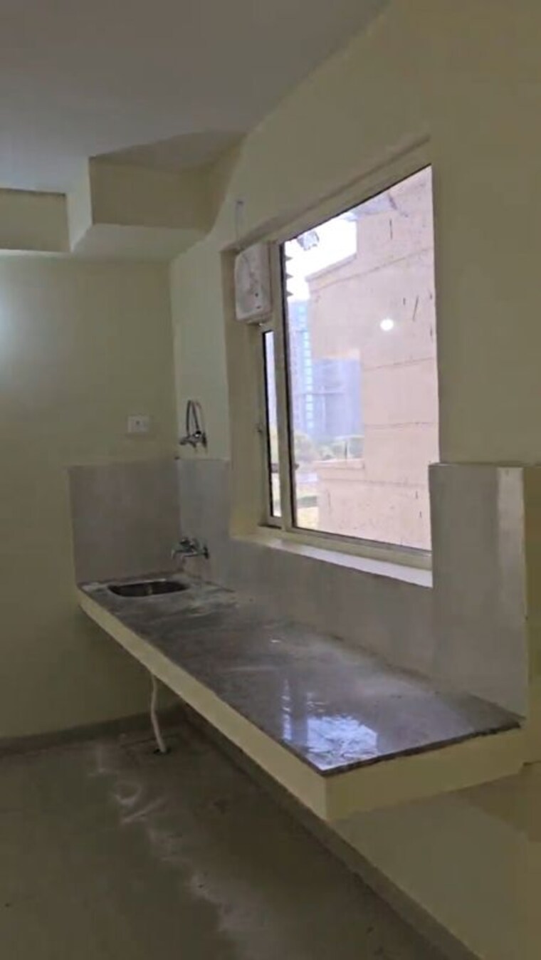 Bathroom, pyramid-midtown 2 Bedroom 735 Sq.Ft. Apartment In Sector 59 Gurgaon 10337228