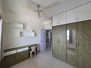Bathroom in 3 BHK Apartment at Manjeera Majestic Homes, Kukatpally – for Rent