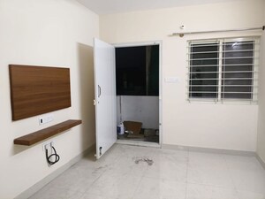 Room in 1 BHK Builder Floor at Hsr Layout – for Rent
