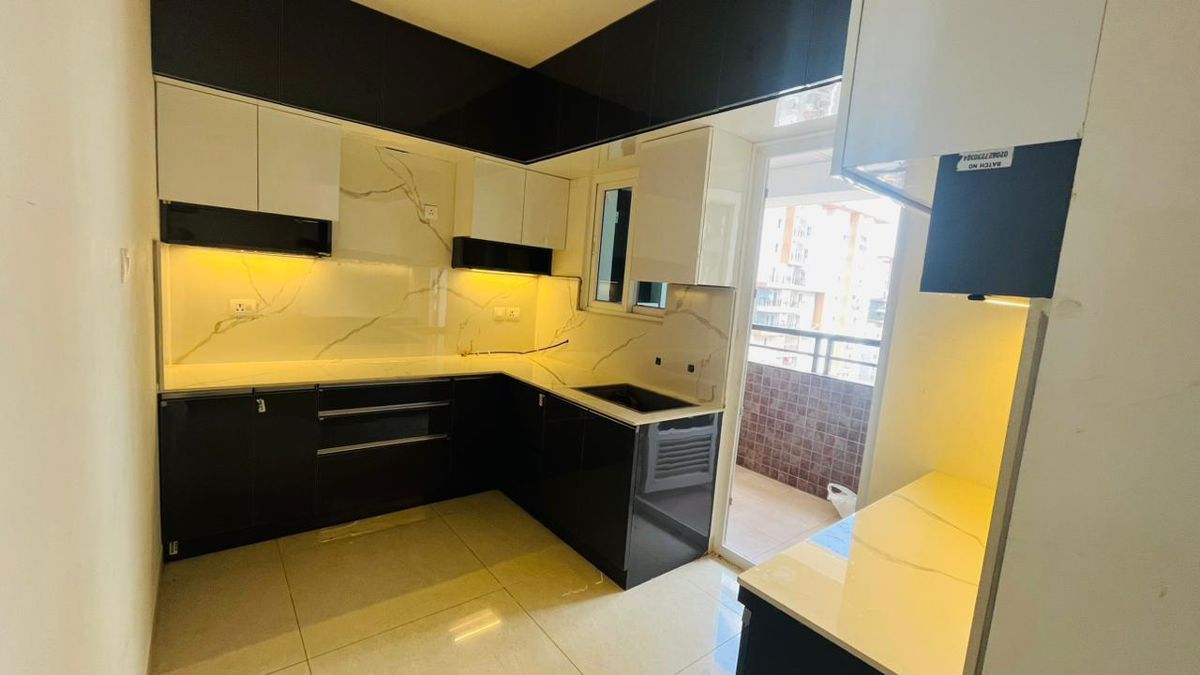 3 BHK + Pooja Room Apartment For Rent in KSR Signature 4