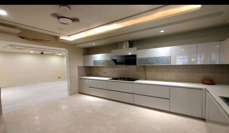 Kitchen, sobha-international-city-presidential-villa 6 Bedroom 4500 Sq.Ft. Villa In Sector 109 Gurgaon 10337245