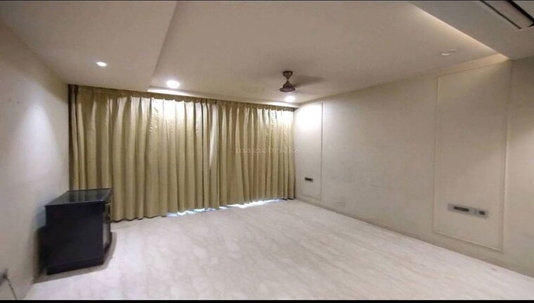 Bedroom, sobha-international-city-presidential-villa 6 Bedroom 4500 Sq.Ft. Villa In Sector 109 Gurgaon 10337245