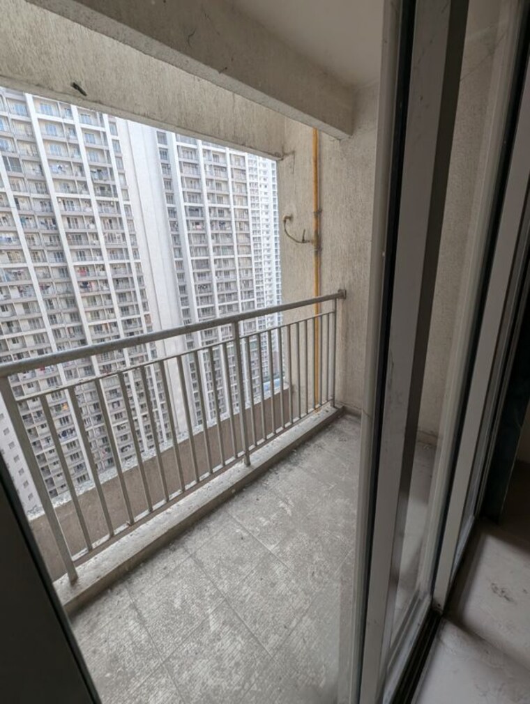Balcony, indiabulls-greens 2 Bedroom 1250 Sq.Ft. Apartment In New Panvel Navi Mumbai 10337087