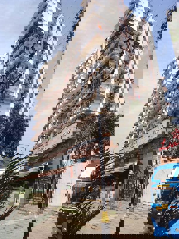 3 BHK + Extra Room 1200 Sq.Ft. Apartment in Da Vincy Baylord