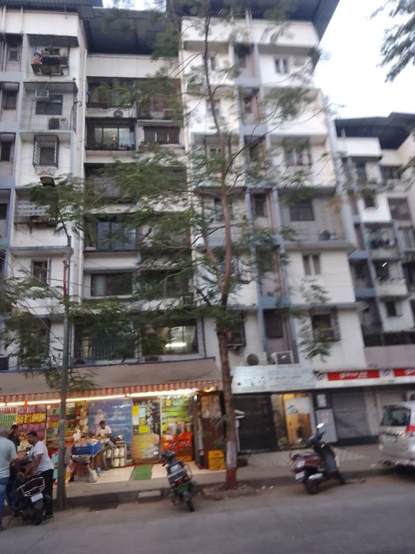 1 BHK 450 Sq.Ft. Apartment in Royal Tower CHS Ltd