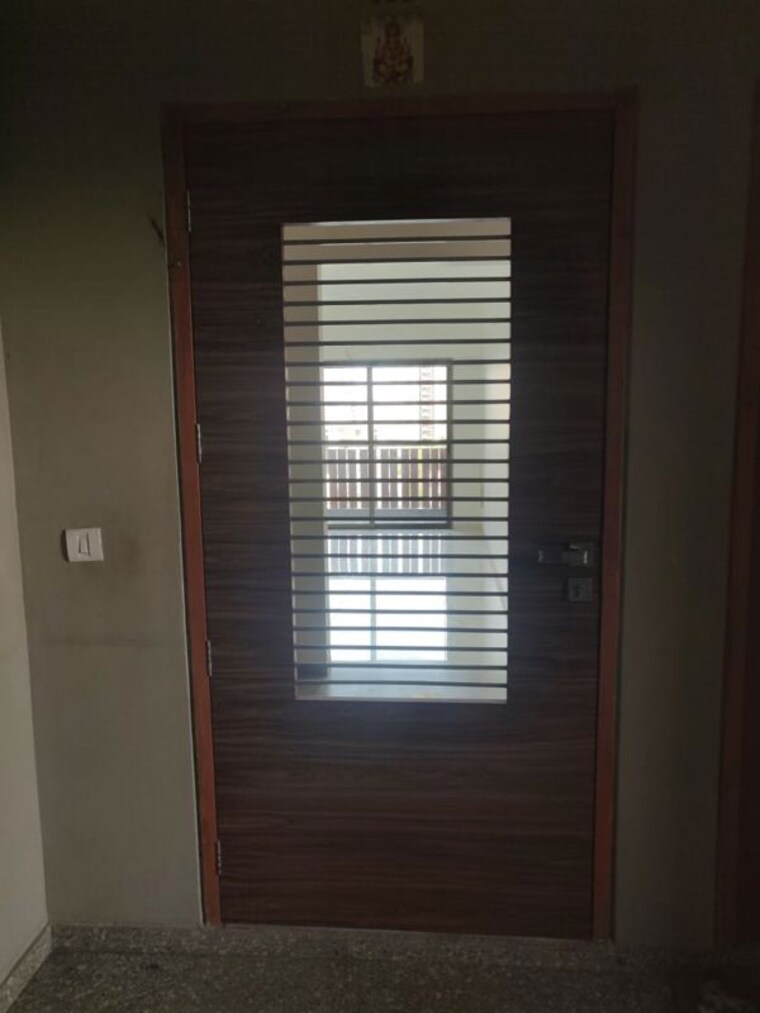 Room, prahlad nagar 3 Bedroom 1965 Sq.Ft. Apartment In Prahlad Nagar Ahmedabad 10337265