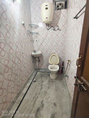 Bathroom in 3 BHK Builder Floor at Sector 39 – for Rent