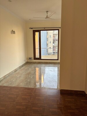 Room in 2 BHK Builder Floor at Ansal Oriental Homes, Sushant Lok Iii – for Rent