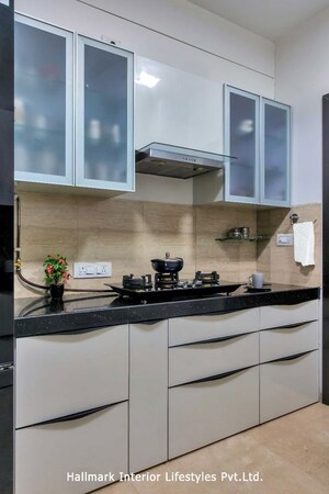 Kitchen in 2.5 BHK Apartment at Oberoi Realty Splendor, Andheri East – for Rent