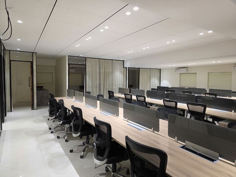 Team Area, madhapur Commercial Office Space 2000 Sq.Ft. In Madhapur Hyderabad 10337301
