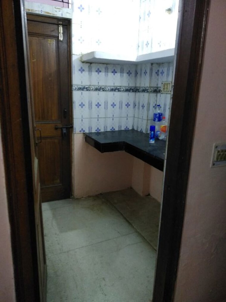 Kitchen, lajpat nagar 4 1 RK 344 Sq.Ft. Builder Floor In Lajpat Nagar 4 Delhi 10337300