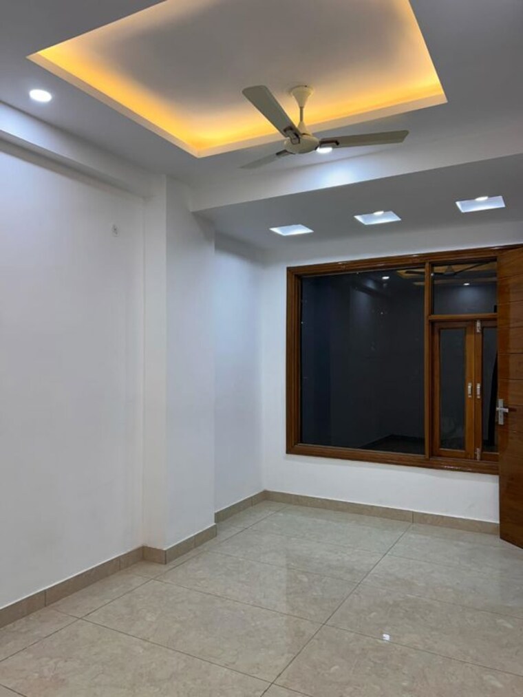 Room, sai-residency-noida 4 Bedroom 1530 Sq.Ft. Builder Floor In Sector 73 Noida 10337302