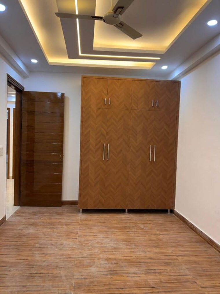 Room, sai-residency-noida 4 Bedroom 1530 Sq.Ft. Builder Floor In Sector 73 Noida 10337302