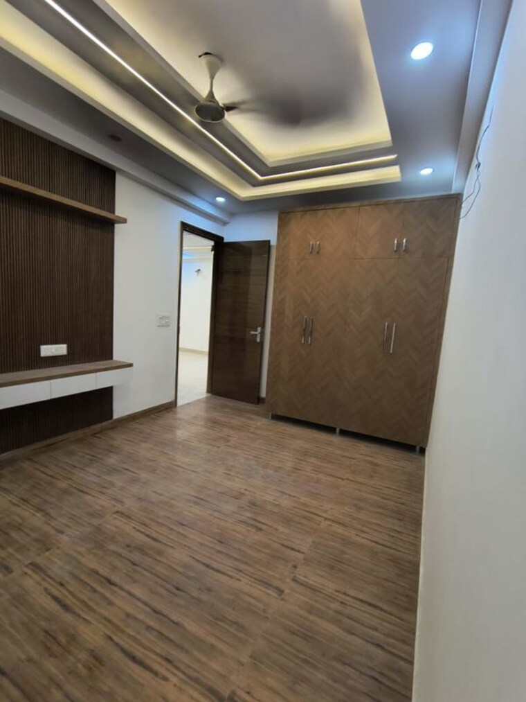 Room, sai-residency-noida 4 Bedroom 1530 Sq.Ft. Builder Floor In Sector 73 Noida 10337302