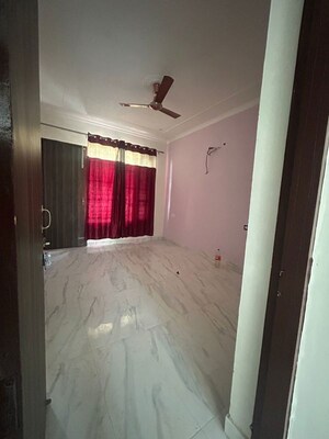 Balcony in 3 BHK Builder Floor at Sector 110 – for Rent