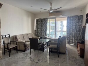 2 BHK Apartment For Rent in Willingdon Heights, Tardeo