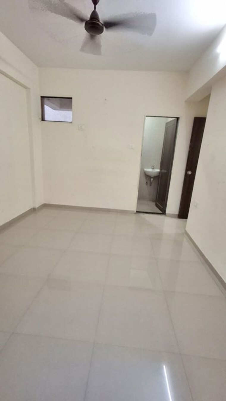 Room, ulwe sector 5 2 Bedroom 675 Sq.Ft. Apartment In Ulwe Sector 5 Navi Mumbai 10337342