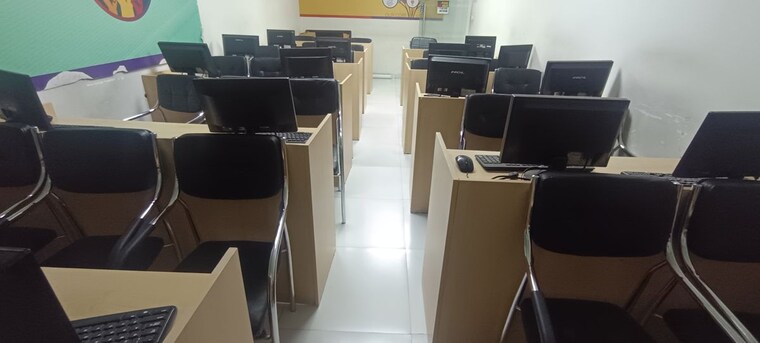 Team Area, shuban-opal-square Commercial Office Space 7500 Sq.Ft. In Wagle Industrial Estate Thane 10337436