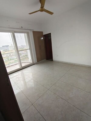 Room in 2 BHK Apartment at Ace Divino, Sector 1 Greater Noida – for Rent